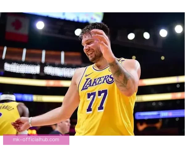 东契奇六连客场狂砍40分 创纪录冲击MVP巅峰